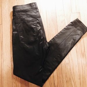 Levi’s Mile High Super Skinny Size 27 Leather